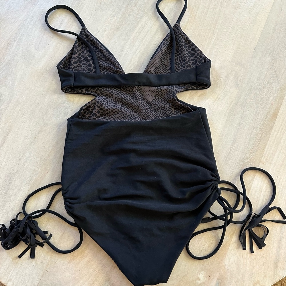 ✖️[SOLD]✖️ ACACIA - Picture 2 of 3